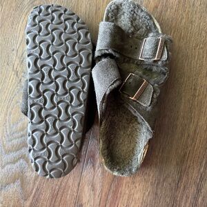 Women’s brown shearling Birkenstocks
